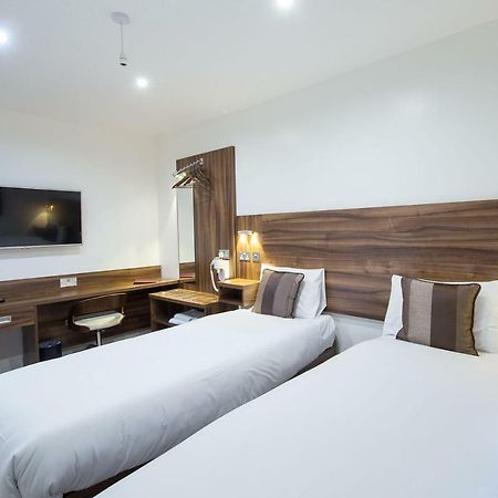 Heathrow-Windsor Guest House Slough Exteriör bild