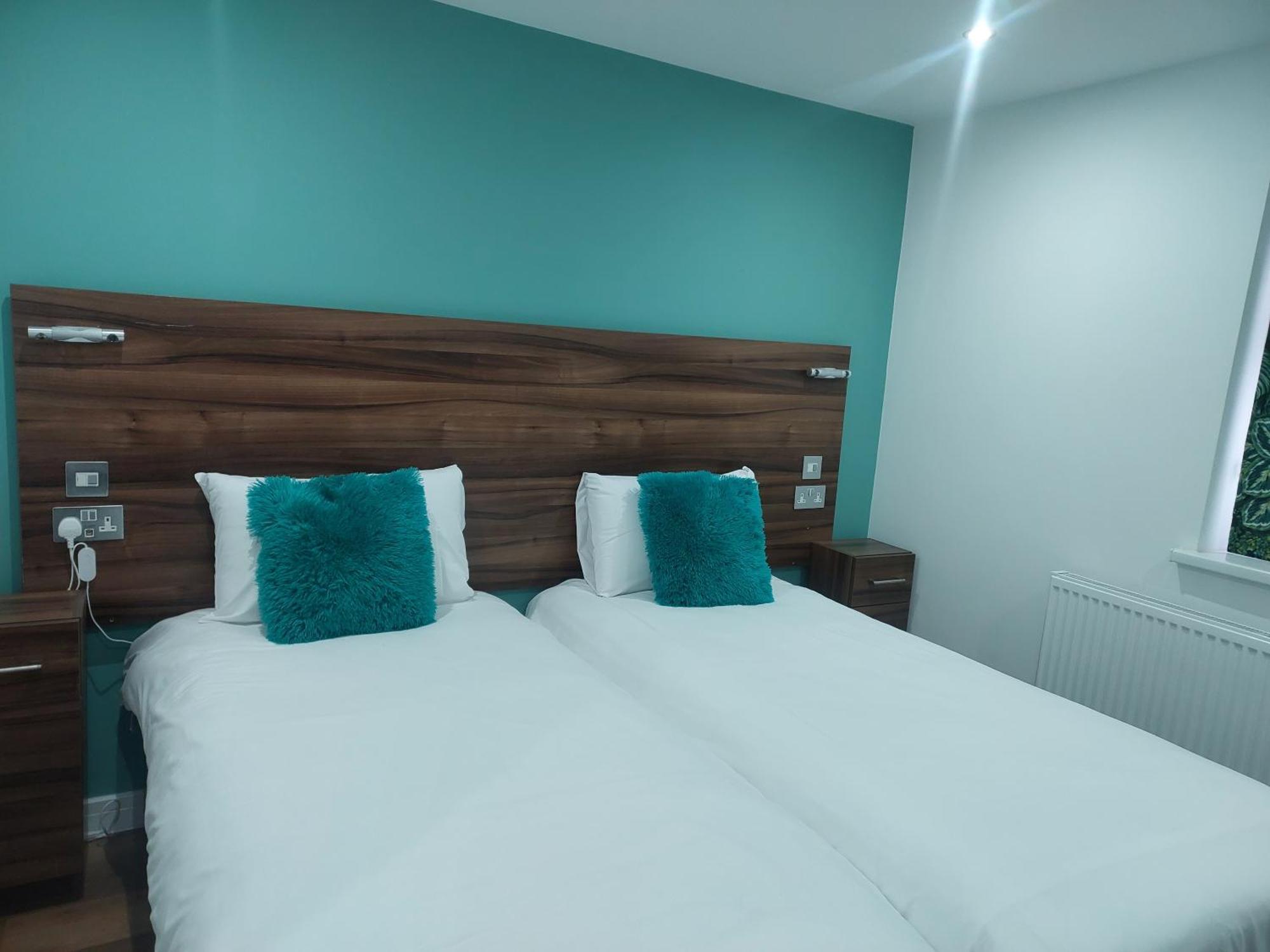 Heathrow-Windsor Guest House Slough Exteriör bild