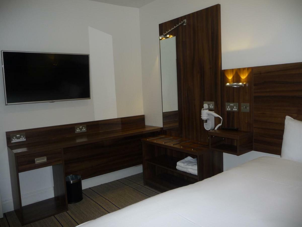 Heathrow-Windsor Guest House Slough Exteriör bild