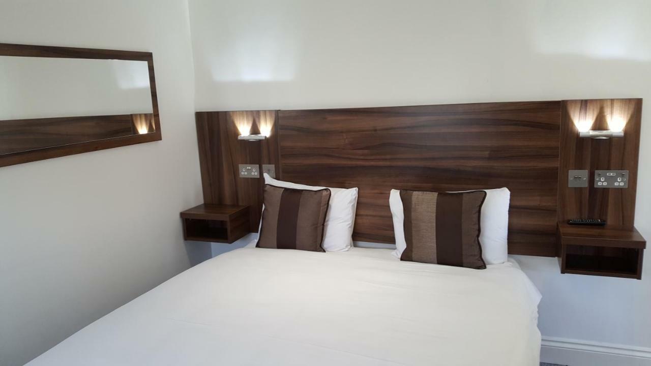 Heathrow-Windsor Guest House Slough Exteriör bild