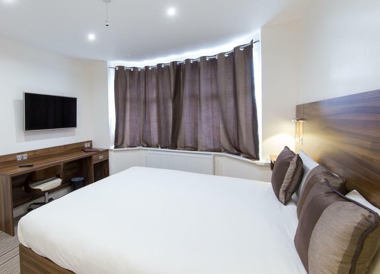 Heathrow-Windsor Guest House Slough Exteriör bild