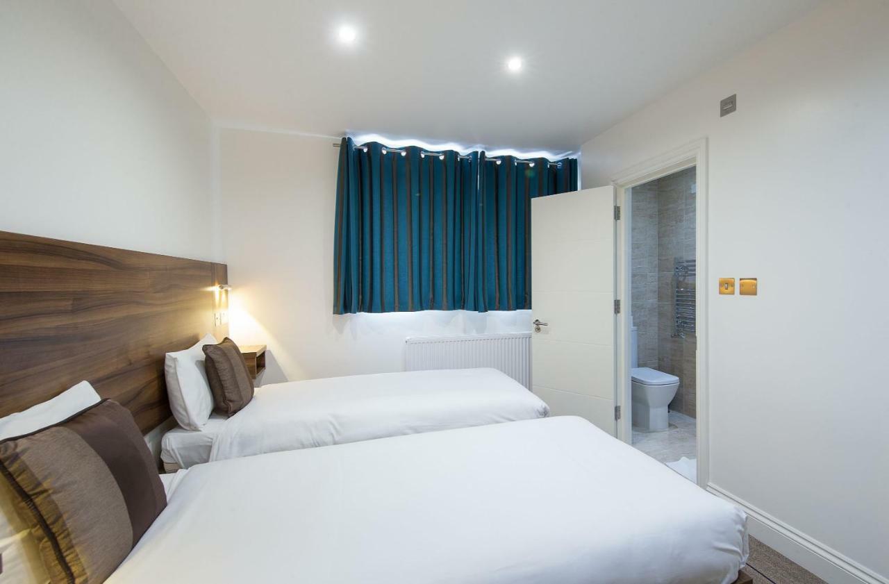 Heathrow-Windsor Guest House Slough Exteriör bild