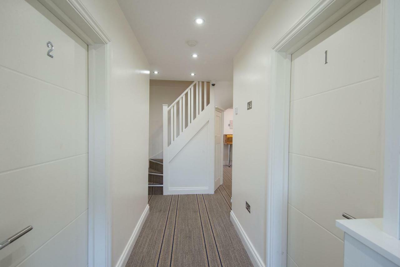 Heathrow-Windsor Guest House Slough Exteriör bild