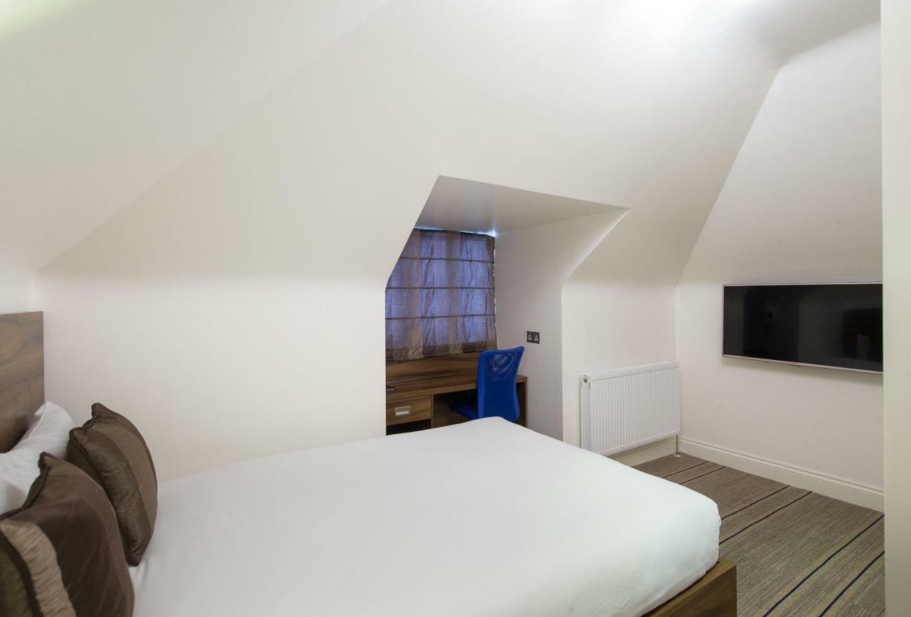 Heathrow-Windsor Guest House Slough Exteriör bild